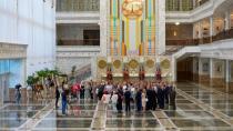 Экскурсию по Дворцу Независимости провели для сотрудников МАЗ