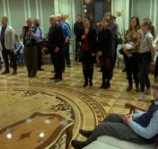 «Дети тоже очень впечатлились». Во Дворце Независимости провели экскурсию для милиционеров и их семей