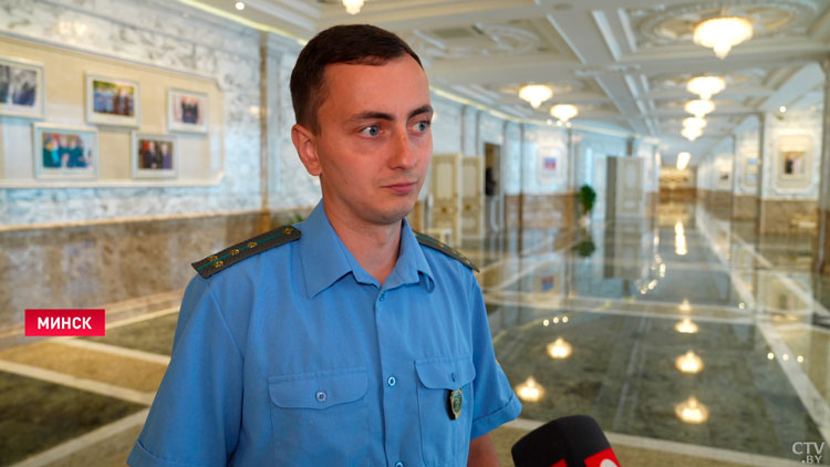 Сотрудники Оперативной таможни и военной инспекции посетили Дворец Независимости с экскурсией-10