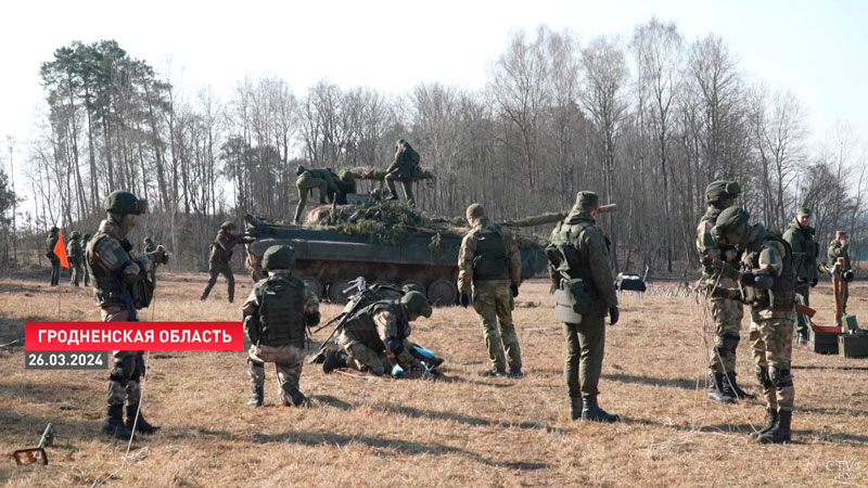 Военный эксперт: учения около наших границ – провокация Запада-4