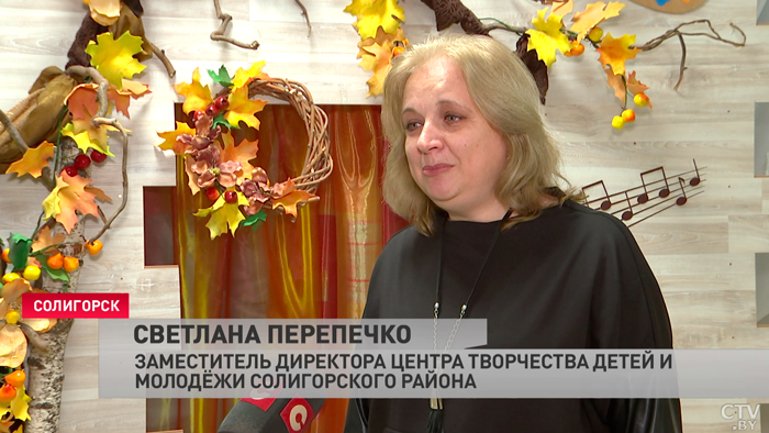 Сказочный сюжет и яркая программа. В Солигорском районе объявили победителя конкурса «Ёлка-фест 2022»-3