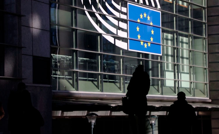 В Евросоюзе не спешат с решением о присоединении к блоку Украины. В чём причина?