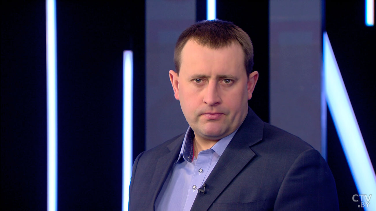 Евгений Пустовой: «Люди выходили не столько персонально против Лукашенко, сколько зачастую из-за чванства и лени местных начальничков»-1