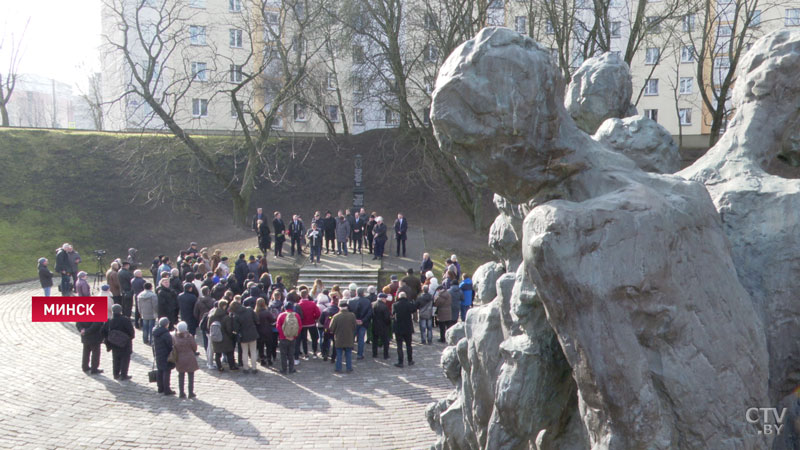 «Нацизм – это страшно». У мемориального комплекса «Яма» прошёл митинг-реквием-1