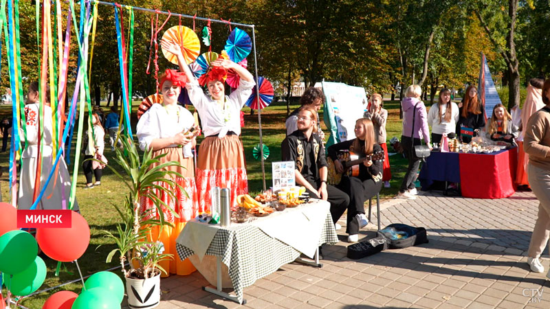 «Перекусы истинных кубинцев». Фестиваль культурных традиций 18 народов мира прошёл в Минске-1