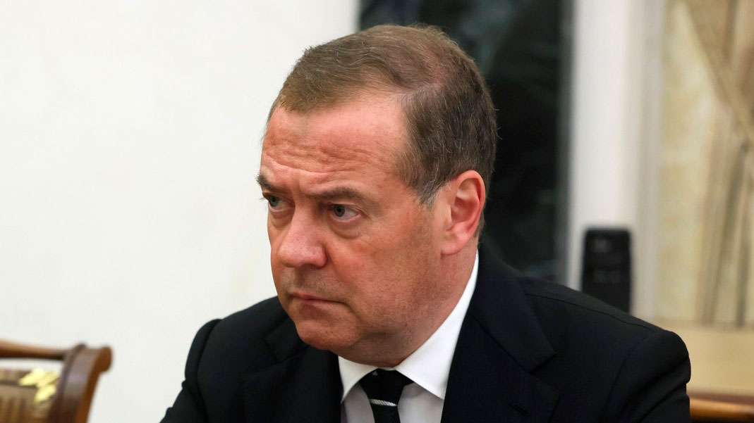 Финляндия уже платит за русофобию – Медведев