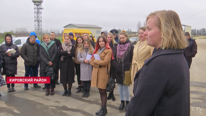 «Зарплата хорошая, вообще не жалуемся». Чего не хватает молодёжи в сёлах – обсудили на могилёвском областном форуме-4