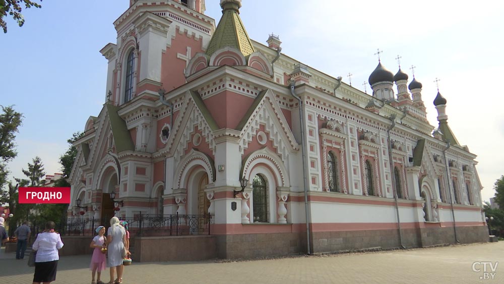 «Чтобы всё было тихо, спокойно, чтобы всё стало на своё место». Как в Беларуси отпраздновали Яблочный Спас-20