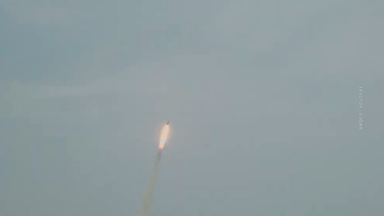 Франция испытала ракету, способную нести ядерный заряд