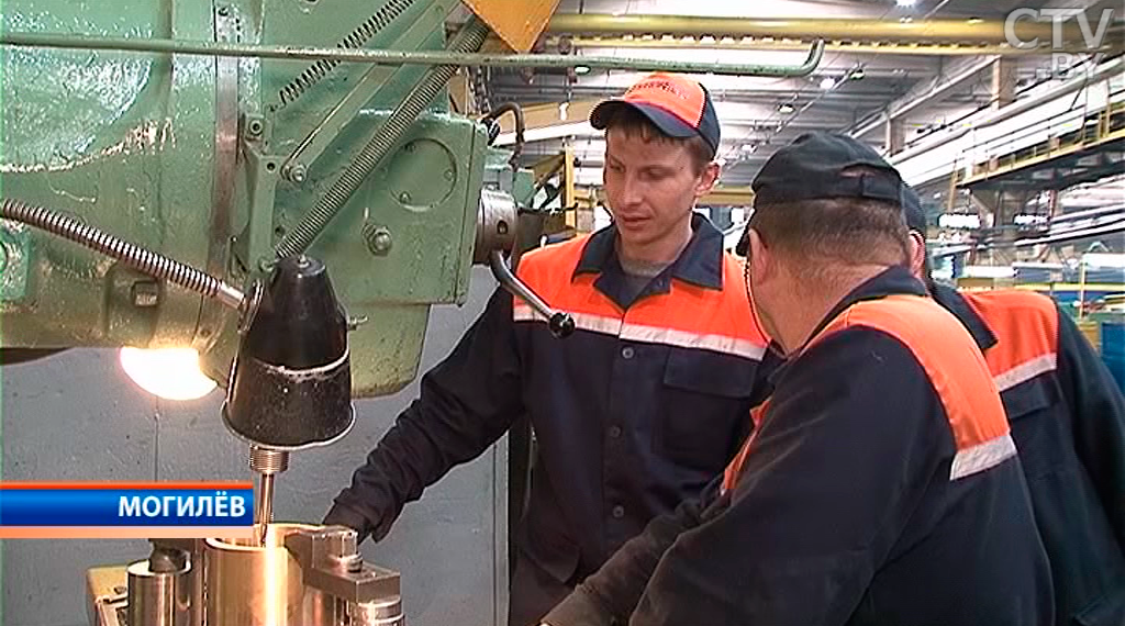 «Однообразной работы нет». Победителем конкурса «Белорусский мастер» стал фрезеровщик из Могилева-4