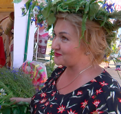 Как гадают на венках в купальскую ночь
