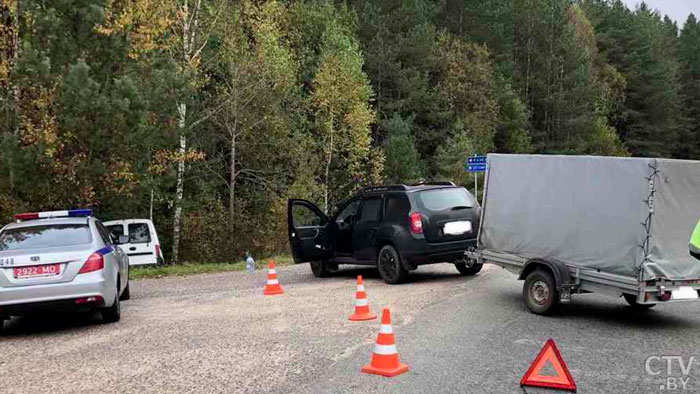 В Минской области Volkswagen насмерть сбил мужчину. Пешеход двигался по центру дороги-4