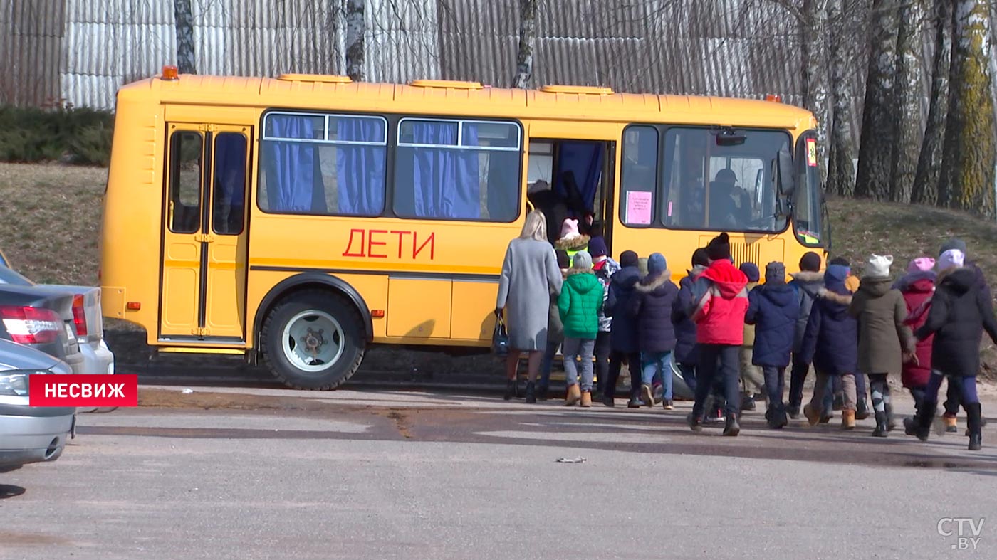 Как это – управлять машиной ГАИ? В Несвиже придумали необычный способ напомнить детям ПДД-19