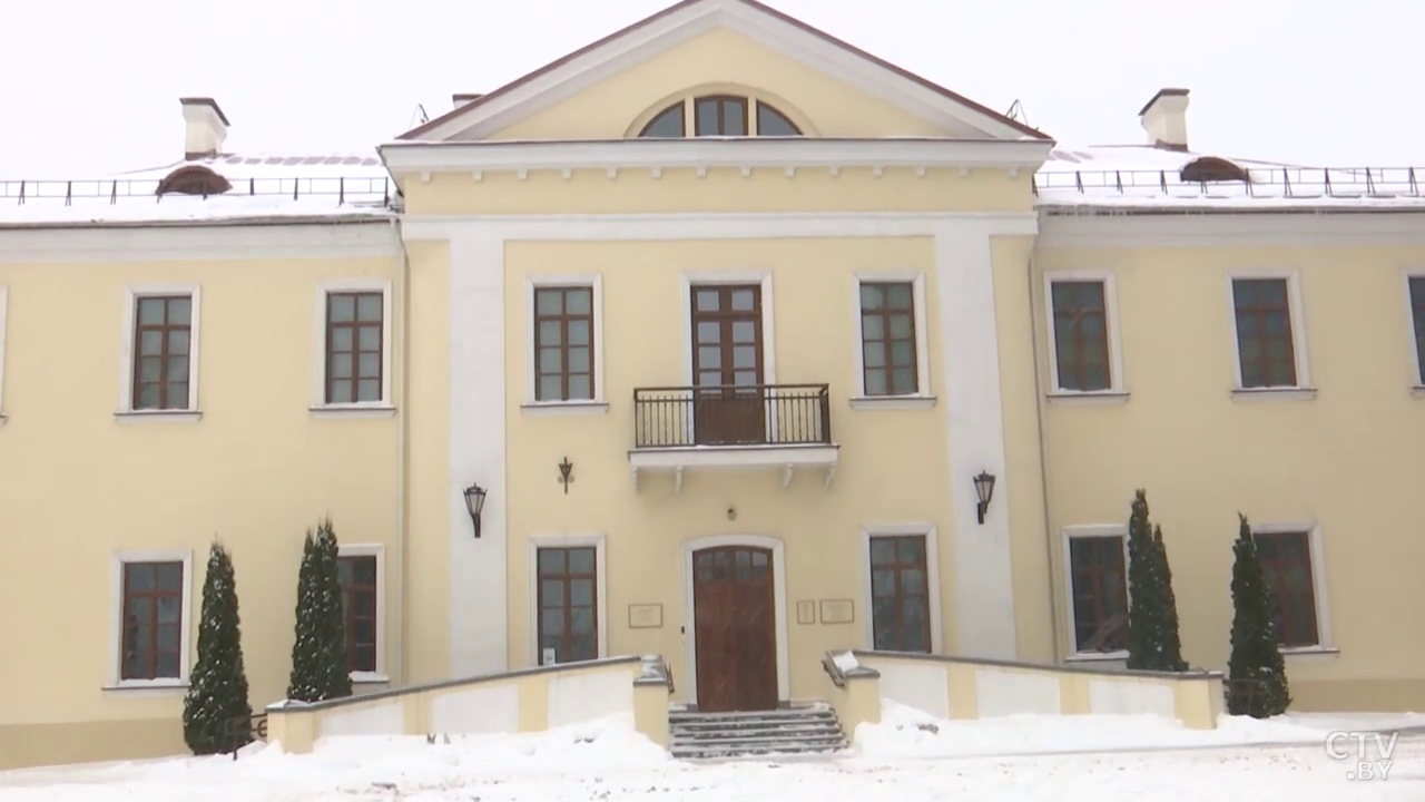 В ларце были замечены статут ВКЛ и карта Христофора Колумба. Чем уникальна галерея Михаила Савицкого в Минске? -4