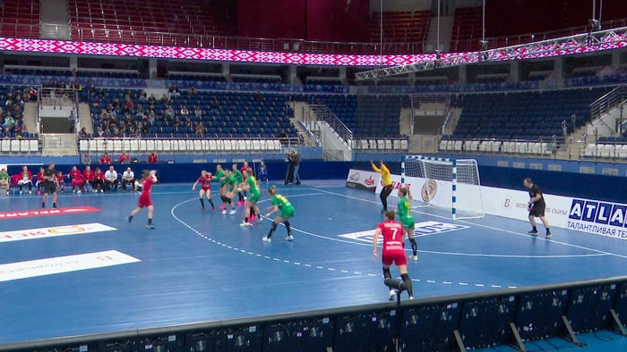 Проиграли три встречи подряд. Женская сборная U-17 по гандболу не вышла из группы ЧЕ-2021-1