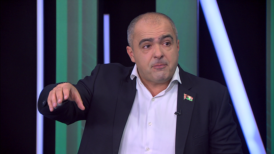 Гайдукевич: не дай бог кто-то на нашу страну слово скажет из Польши и Литвы, встанем и морду набьём