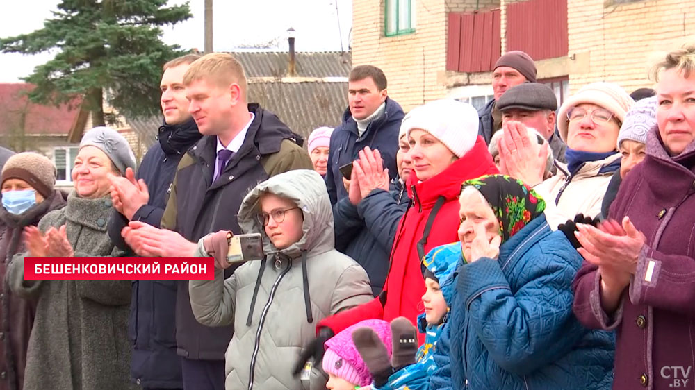 В агрогородок Ржавка Бешенковичского района пустили природный газ. Владимир Андрейченко побывал на церемонии-12