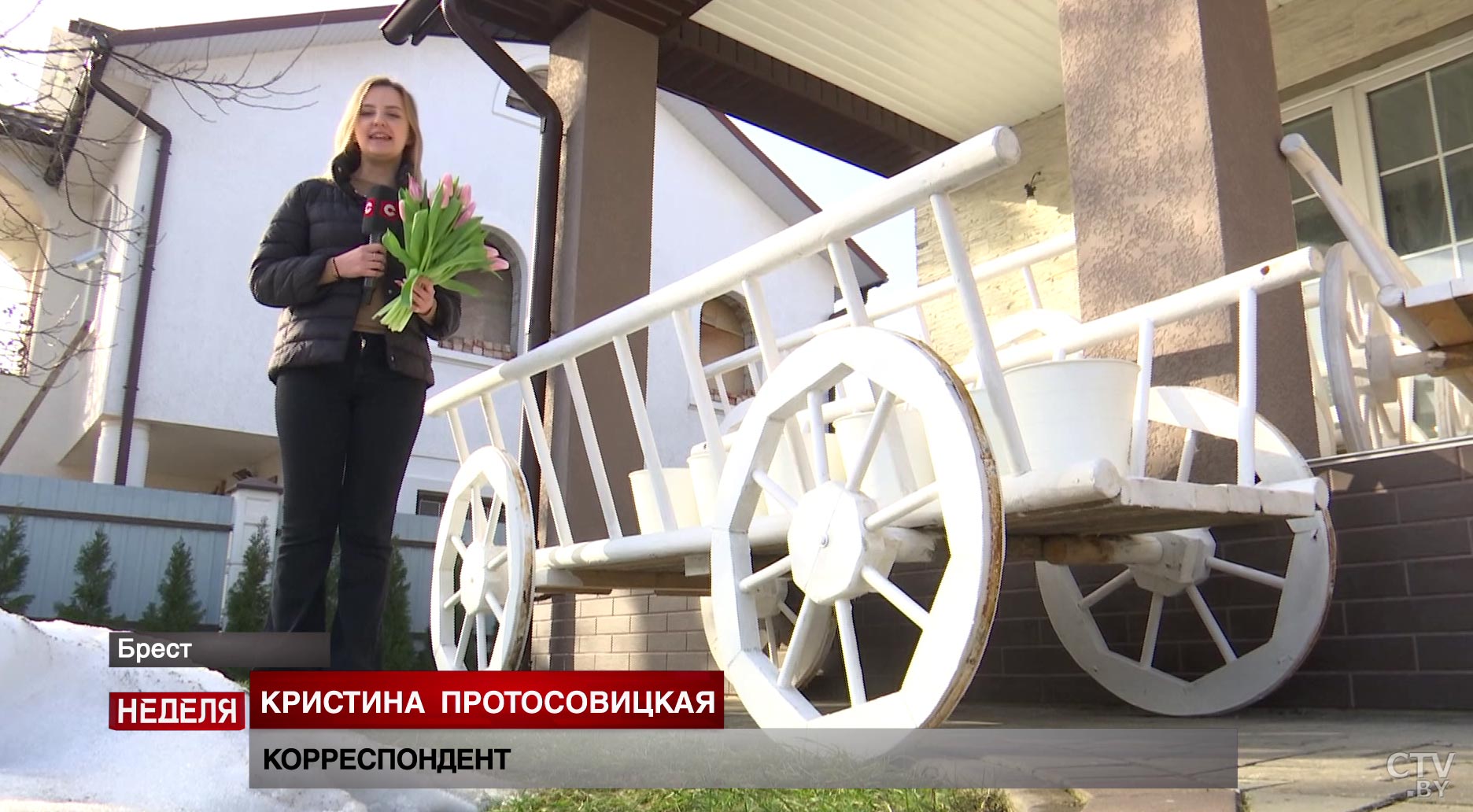 Курьеры счастья. Рассказываем про необычное место, где можно купить цветы на 8 Марта-4