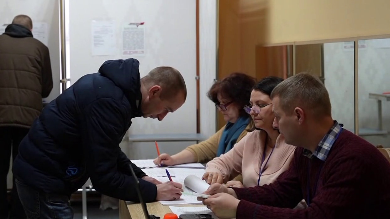 «В Минске функционирует 699 участков». Рассказываем, как иногородние могут проголосовать в столице