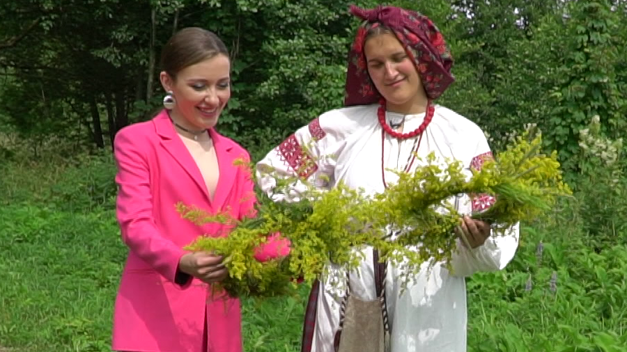 Купальские чудеса и обряды. Побывали на мастер-классе по плетению венка