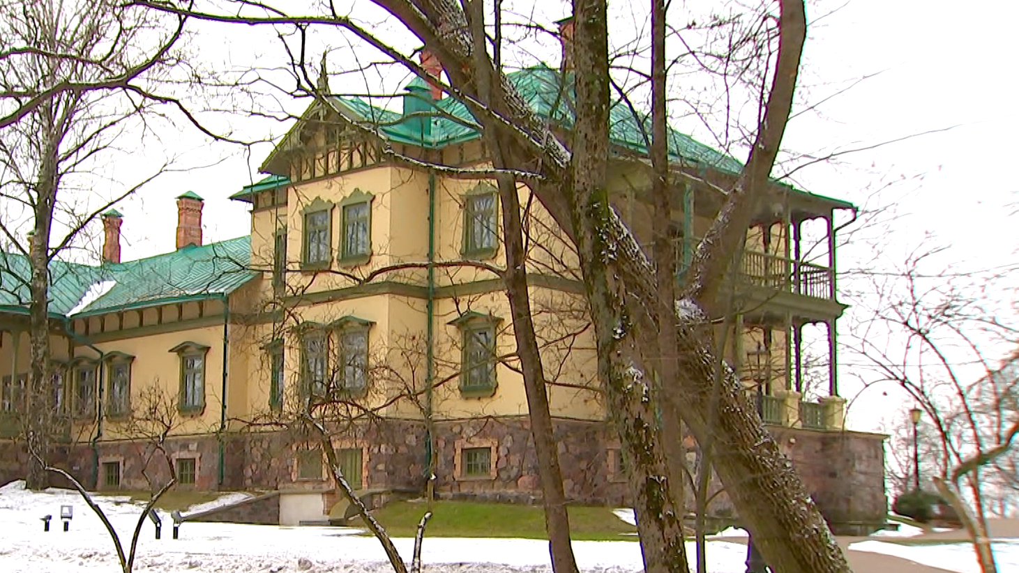 Там проводили самые модные балы Минска. Чем уникальна Лошицкая усадьба?