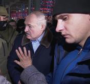 Беженка обращалась с просьбой о помощи к Лукашенко. Выяснили, что одному из её внуков удалось добраться до Германии