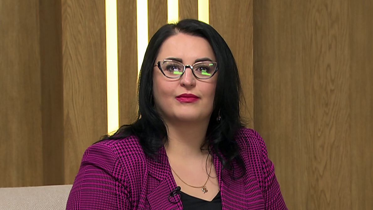Дети рисуют, пишут письма солдатам и монтируют видео. Рассказываем об арт-проекте «На страже Родины и мира!»