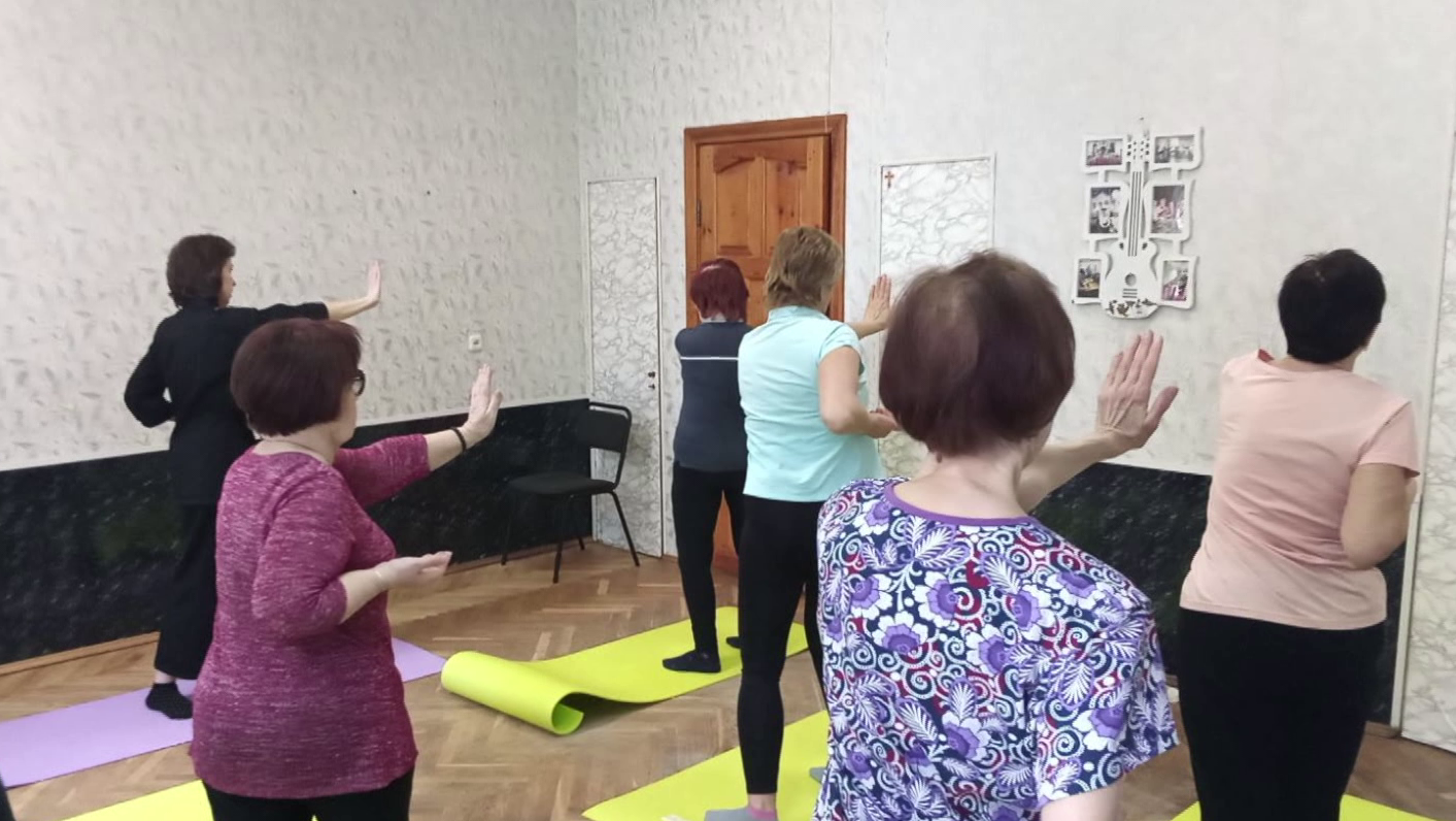 На пенсии жизнь только начинается. Какие кружки в Минске могут посещать пожилые люди?