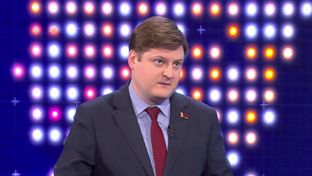 «Системный кризис модели американской демократии». Довольны ли в США правлением Байдена?