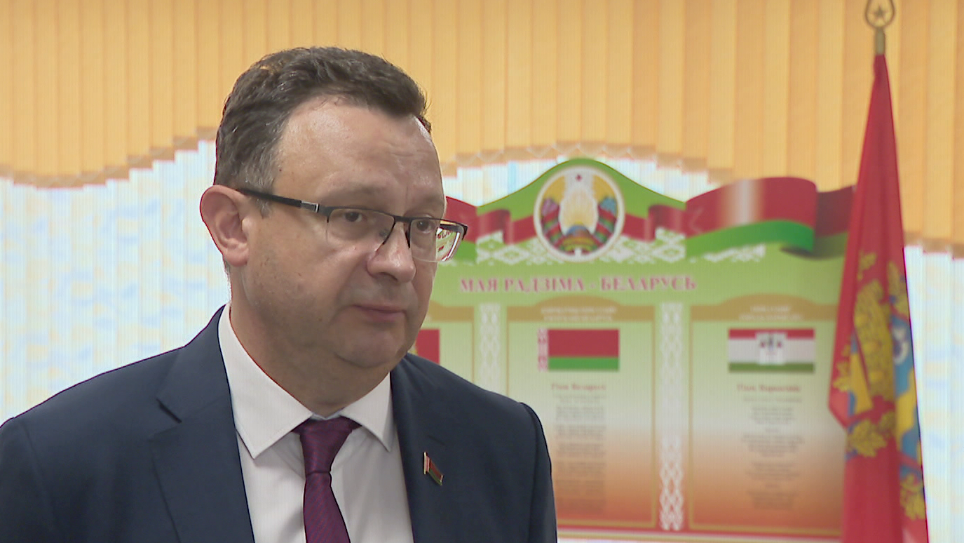 Здесь будут проводить более глубокие обследования. Пиневич рассказал о новом корпусе ЦРБ в Борисове
