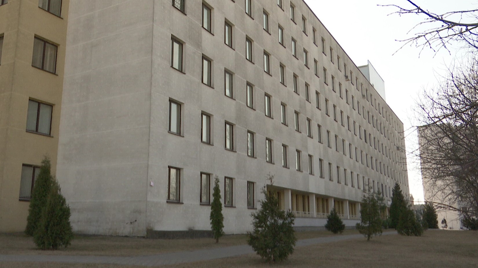 В Минске больницы снова будут работать в штатном режиме, но места для больных коронавирусом сохранятся В Минске больницы снова будут работать в штатном режиме, но места для больных коронавирусом сохранятся