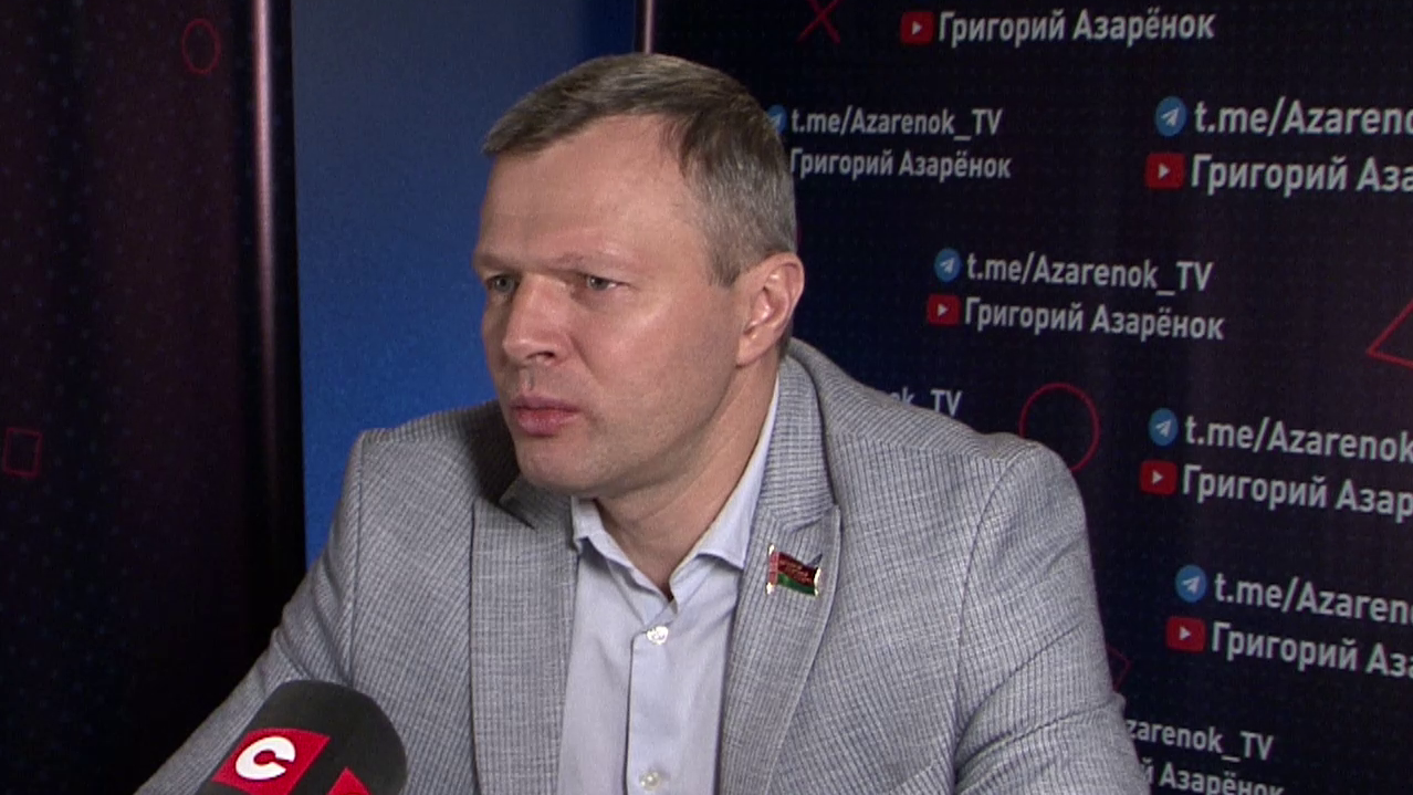 «Был обласкан властью, обществом, жил на неплохих деньгах». Как люди становятся государственными предателями?