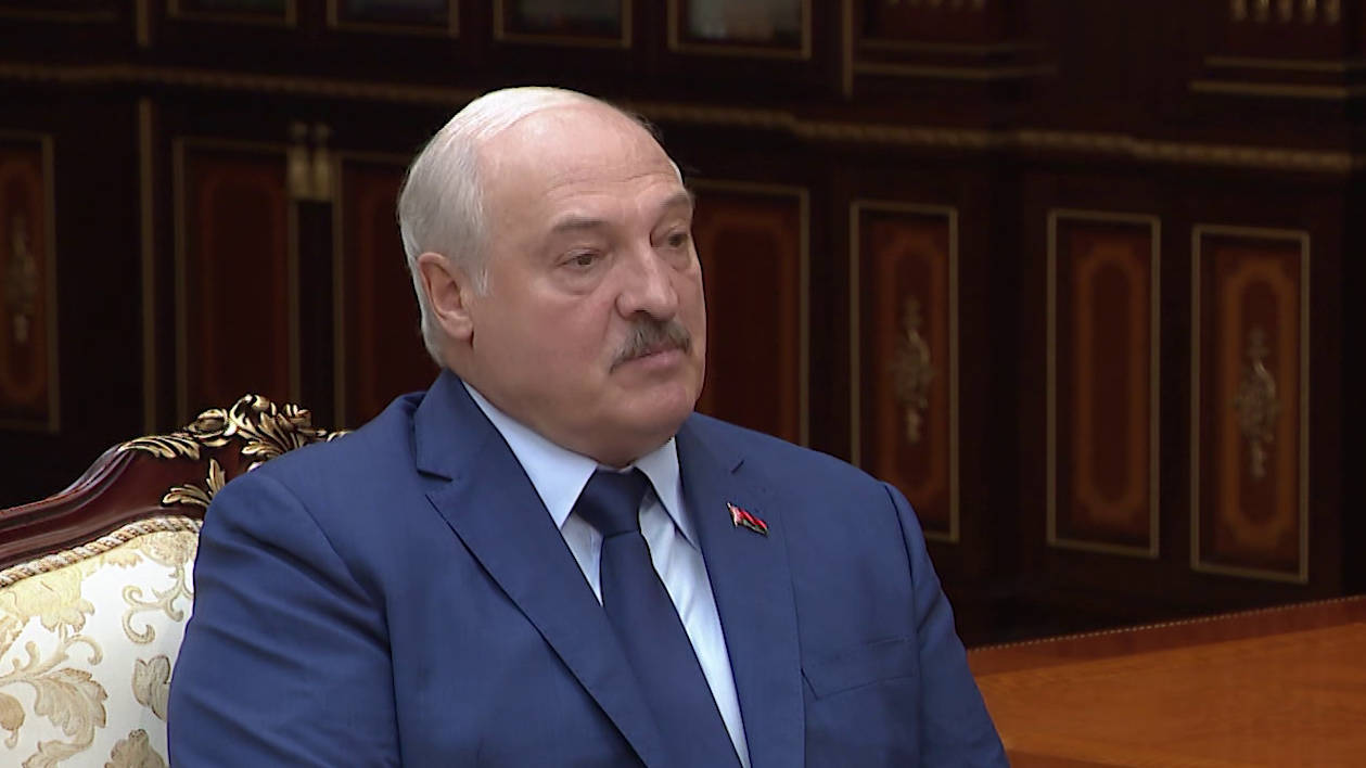 Лукашенко: «Если уже в этом году у вас будут какие-то серьёзные проблемы с уборкой, это уже ваши проблемы»