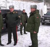 Обсуждали вопросы безопасности страны. Какие задачи поставил Лукашенко во время рабочей поездки в Брестскую область?