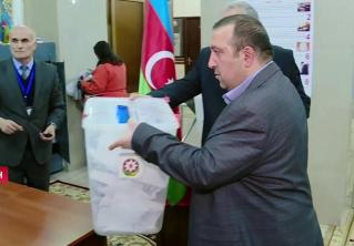 В Азербайджане подводят итоги выборов в парламент 