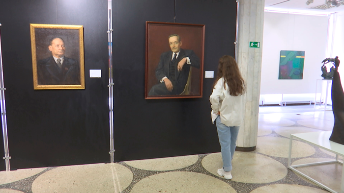 В Минске открылась художественная выставка к 140-летию Янки Купалы и Якуба Колоса. Что уникального можно увидеть? В Минске открылась художественная выставка к 140-летию Янки Купалы и Якуба Колоса. Что уникального можно увидеть?