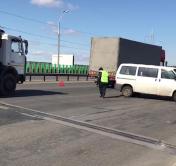 Три машины столкнулись на МКАД в районе улицы Мазурова 