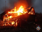 Кровля обрушилась внутрь дома. Семья погибла на пожаре в Лидском районе