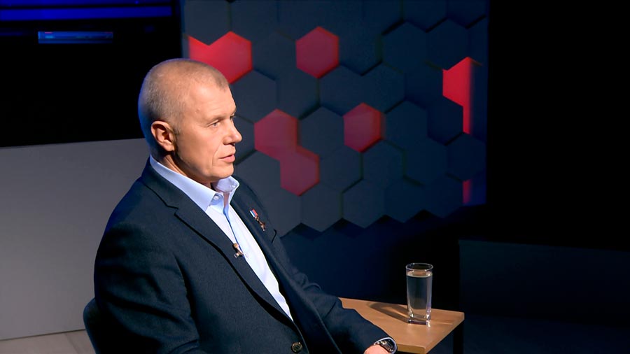 «Экипаж вмешивается в работу системы только в самых экстренных ситуациях». Чем отличается управление самолётом и ракетой