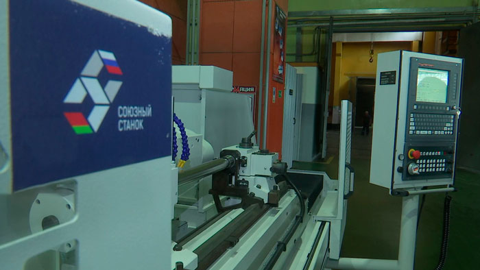 В Орше освоили производство шлифовальных станков из белорусских и российских комплектующих