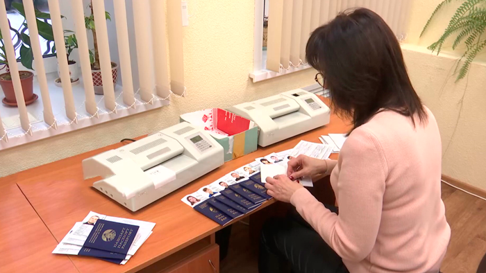 Белорусские паспорта 22 июля получили 500 иностранцев. Большинство – украинцы