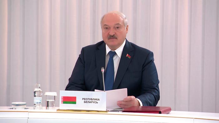 «Осталось множество межнациональных и территориальных споров». Лукашенко о попытках Запада разжечь противостояние