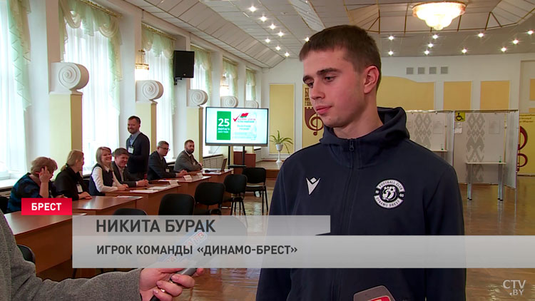 Досрочное голосование стартовало в Беларуси! Как прошёл первый день? Мнение избирателей-16