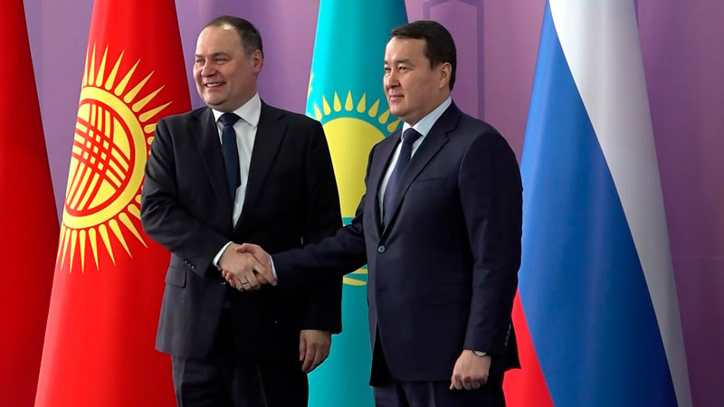 Роман Головченко: нельзя строить экономику только на базе иностранных решений