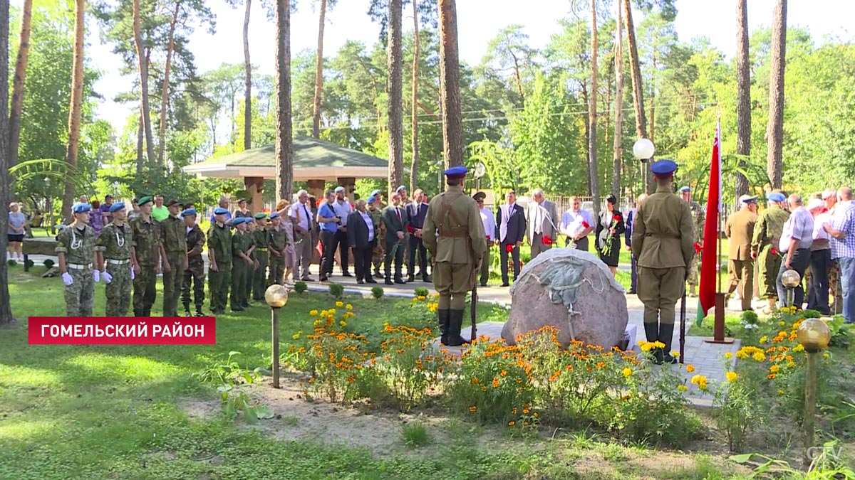 Под Гомелем увековечили память ветерана военной разведки Ильи Старинова-1