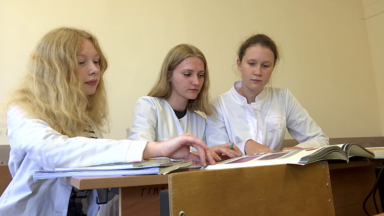 «На меня возлагают огромные ожидания». Пообщались со студентами, которые получат президентскую стипендию