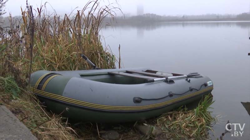 Плавучая баня появилась на Чижовском водохранилище-1