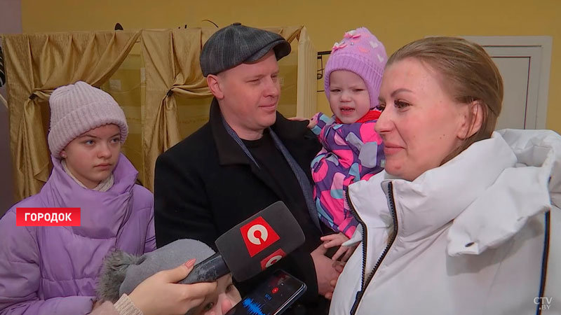 «Голосую за будущее нашей страны». Каких депутатов ждут в регионах?-10
