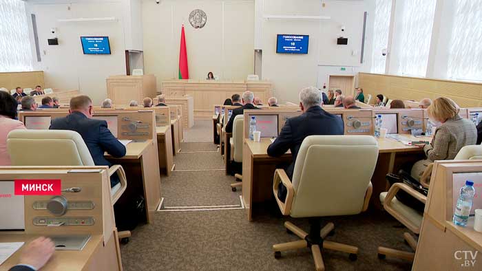 Кочанова о госслужащих: «Должны быть преданы своей стране и своему народу»-1