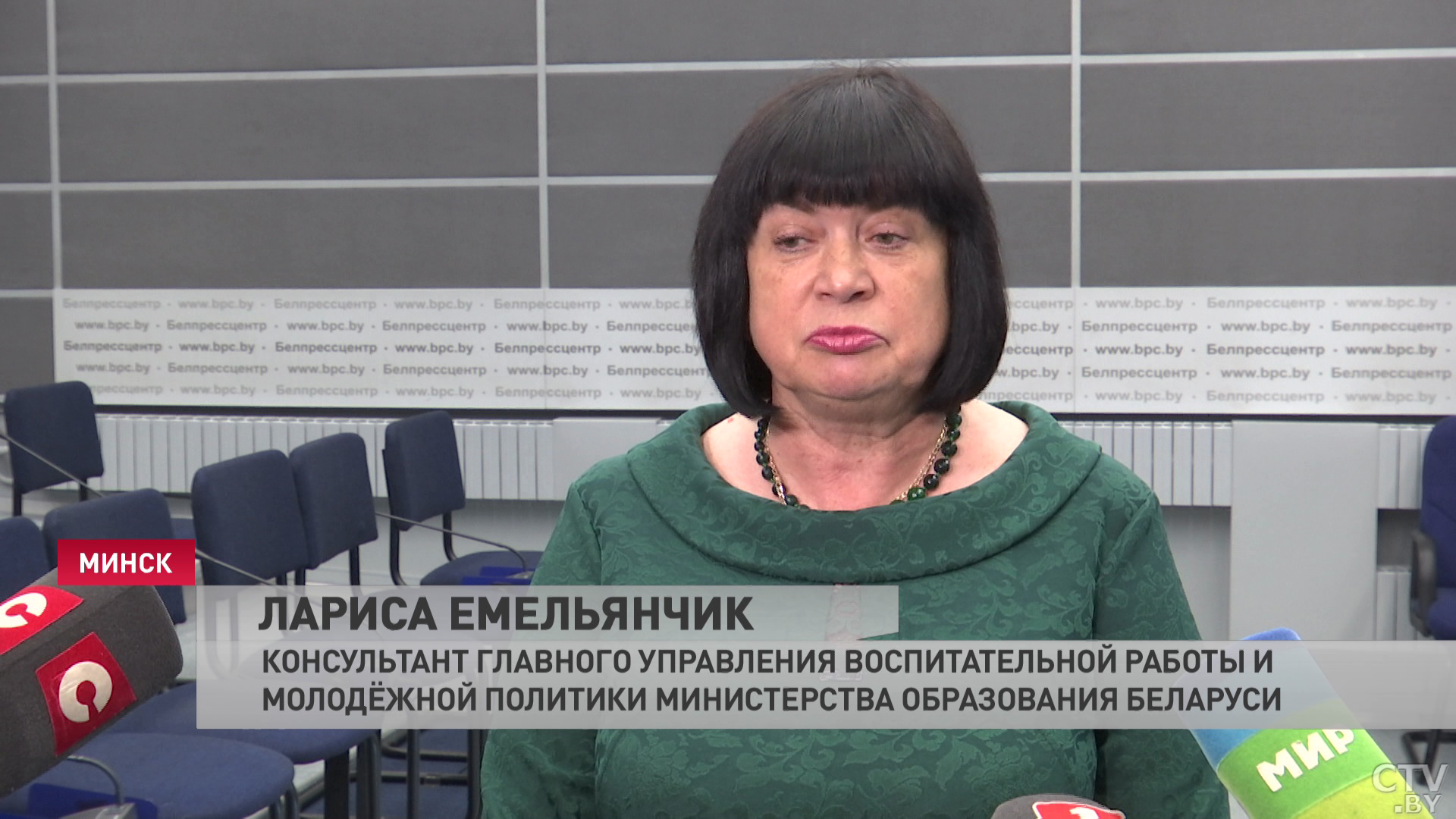 «Последний звонок», выпускные вечера и экзамены. Как в Беларуси готовятся к завершению учебного года -10